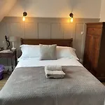 De